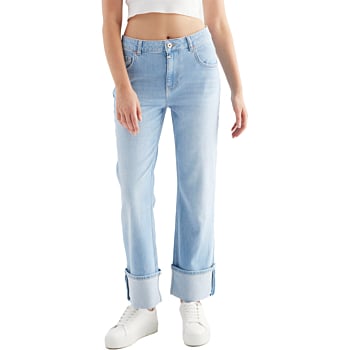 mid waist straight  Light Blue