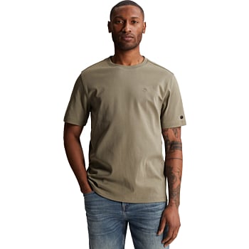 Short sleeve r-neck regular fit in Vetiver