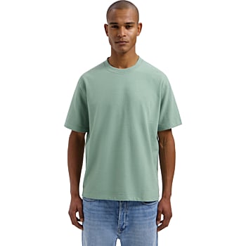 Lasse Tee