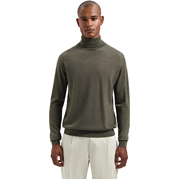 Destin Turtleneck