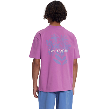 PETALS ARTWORK TEE