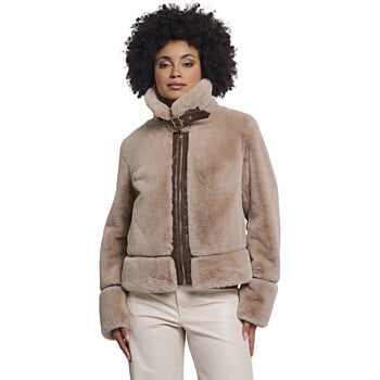 Short faux fur jacket