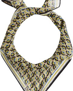 Scarf Dottie