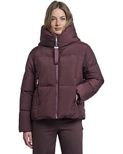 Padded jacket with detachable collar