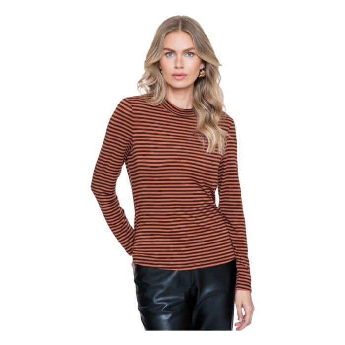 T-shirt long sleeves brown