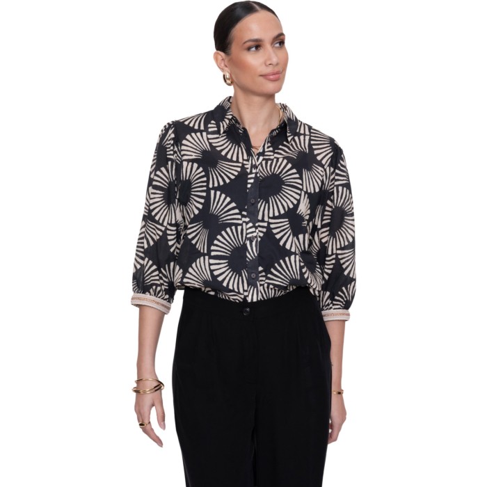 Blouse black