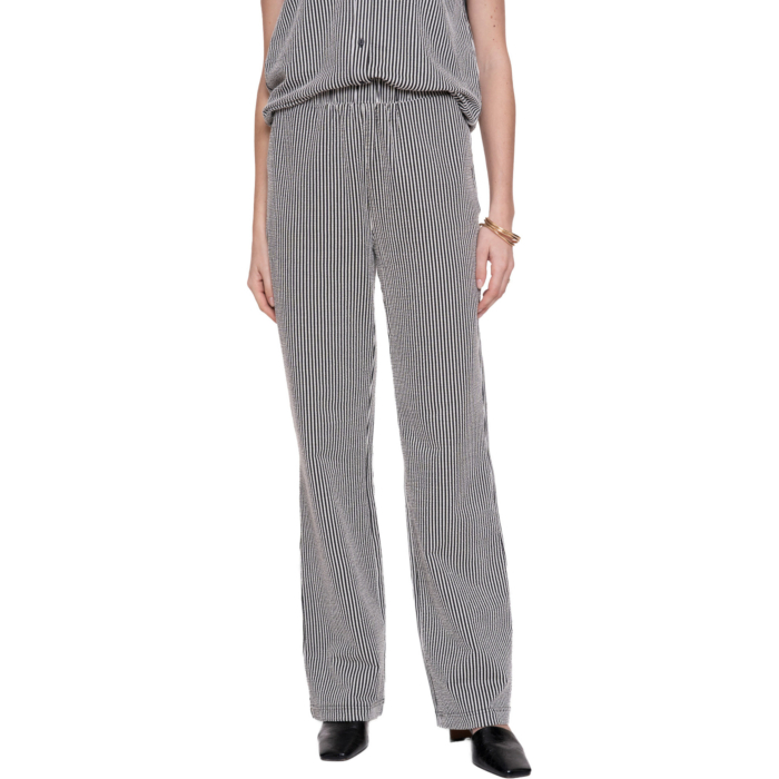 Pants black