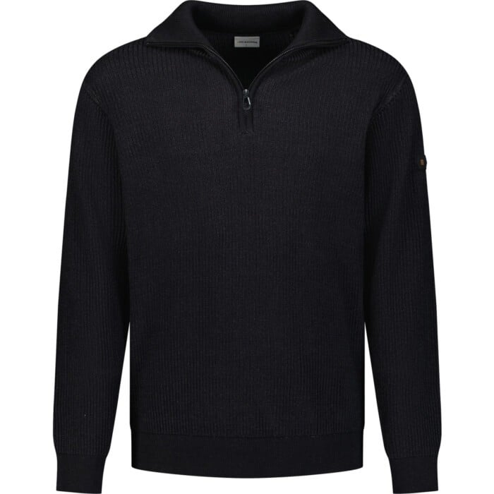 Pullover Half Zip Wing Collar Tuck Black