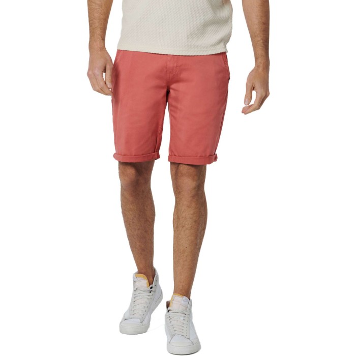 Short chino garment dyed twill stre coral