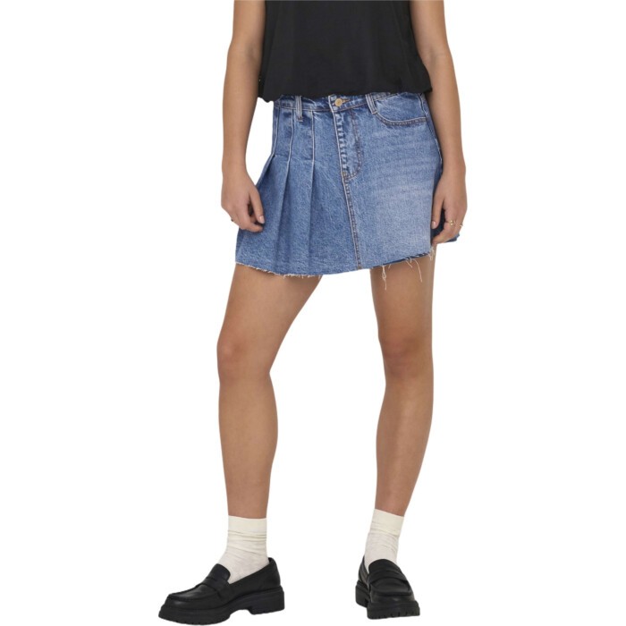 ONLKADIE REG PLEAT DNM SKORT MAE Light Blue Denim