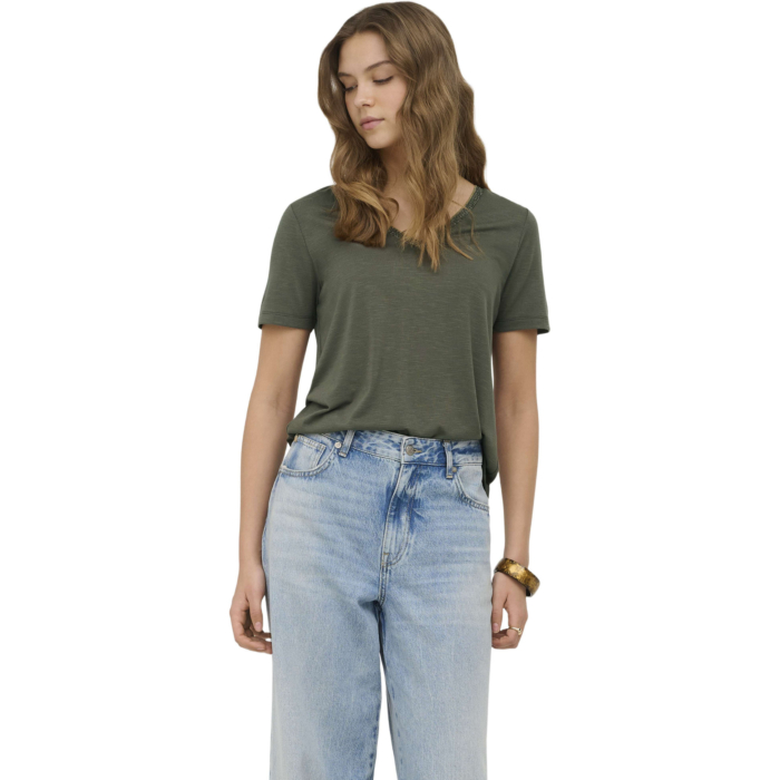 ONLDEMI S/S V-NECK GLITTER TOP JRS Smokey Olive/Me